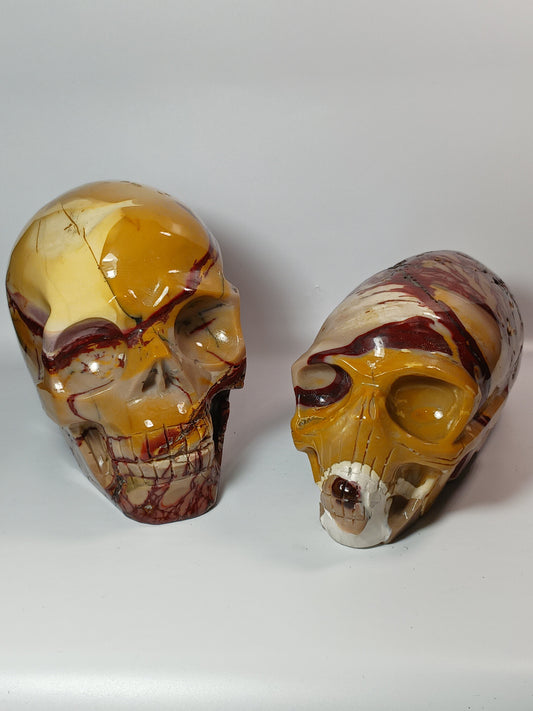 🛸✨ Mookaite Skulls – Ancient Wisdom and Bold Energy ✨💀 Carvings