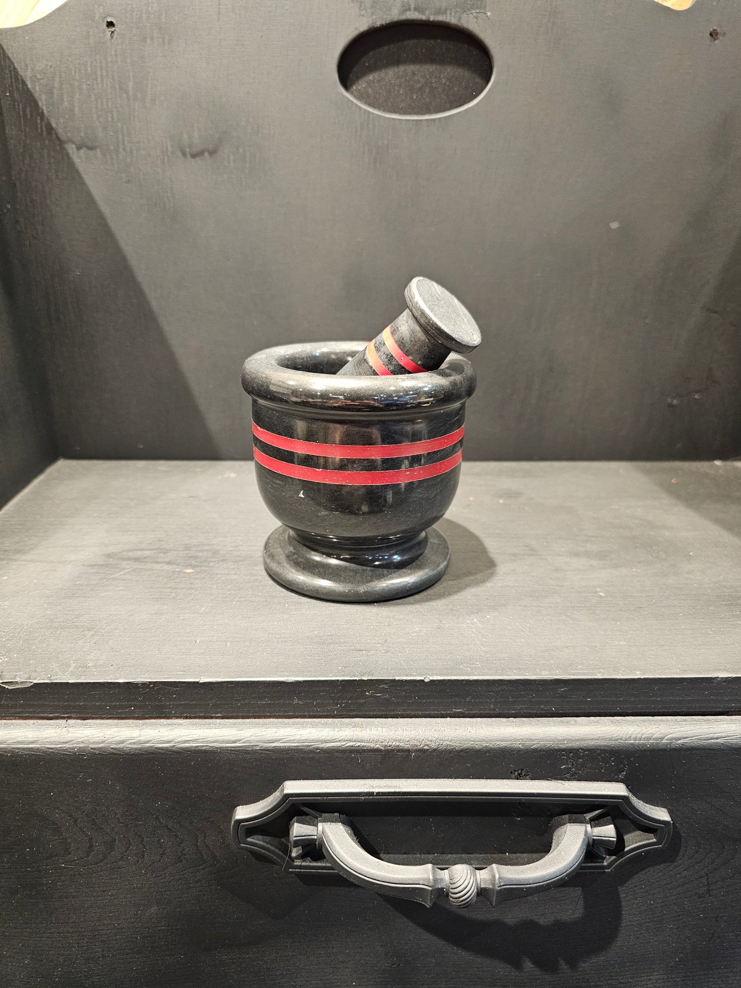 🪨✨ Mortar & Pestle Variety – Essential Tools for Magical Blending & Kitchen Witchery! 🌿 - Medium Black/Red Stripe