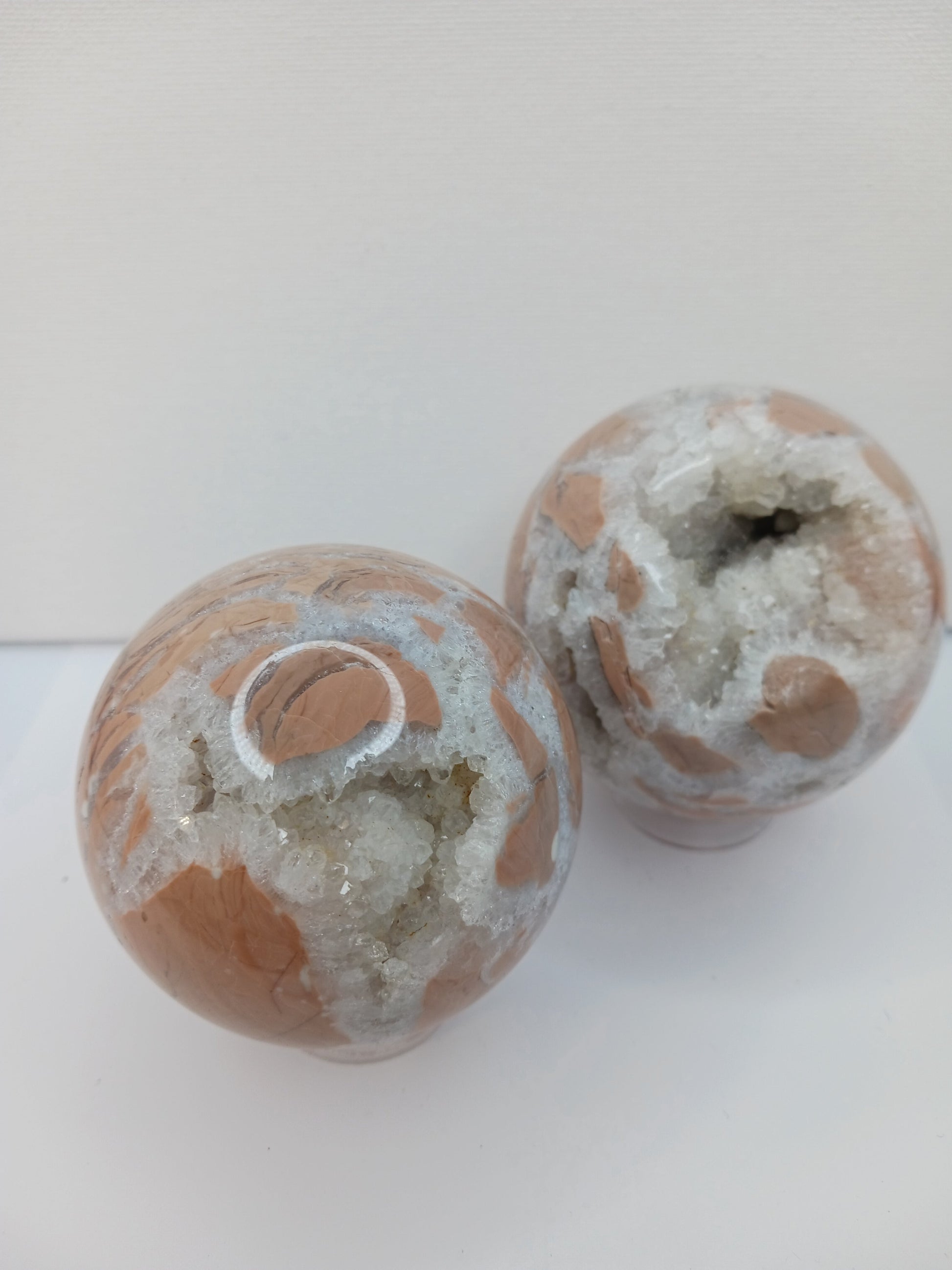 🌸✨ Pink Sakura Agate Sphere – Joy Growth and Gentle Healing ✨🌸 - Spheres