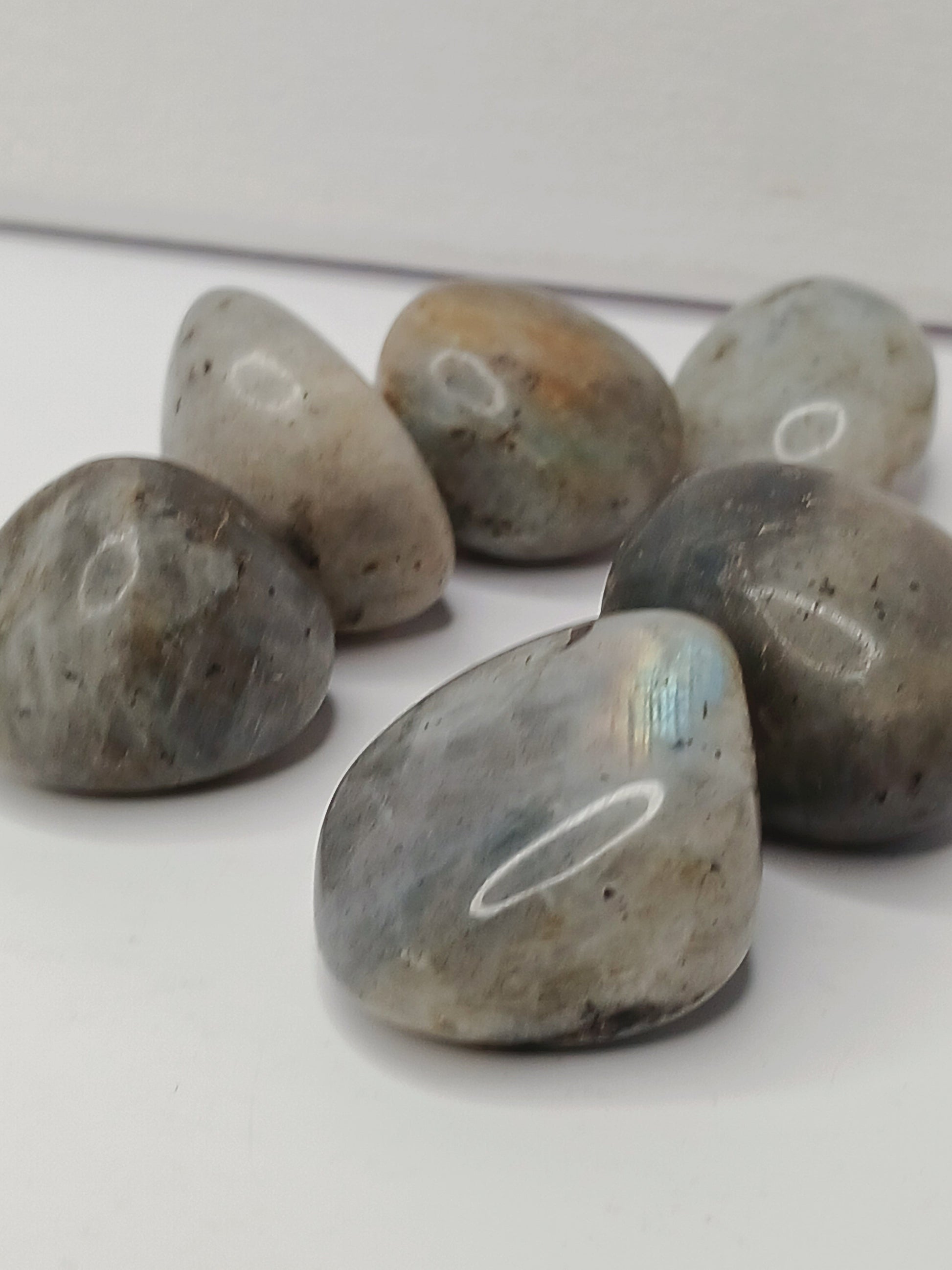 💜✨ Purple and Gold Labradorite Tumble – Transformation Intuition and Magic 🌟 - Tumbles
