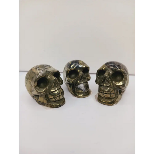 💀✨ Pyrite and Quartz Skull 2’’ – Abundance Clarity and Protection 💛 - Carvings