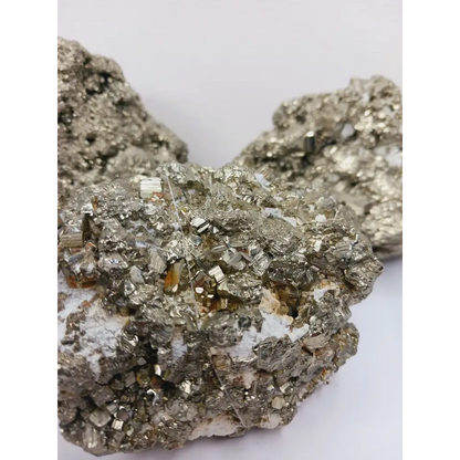 ✨💛 Pyrite Specimen – Abundance Protection and Manifestation 🪙 - Specimens