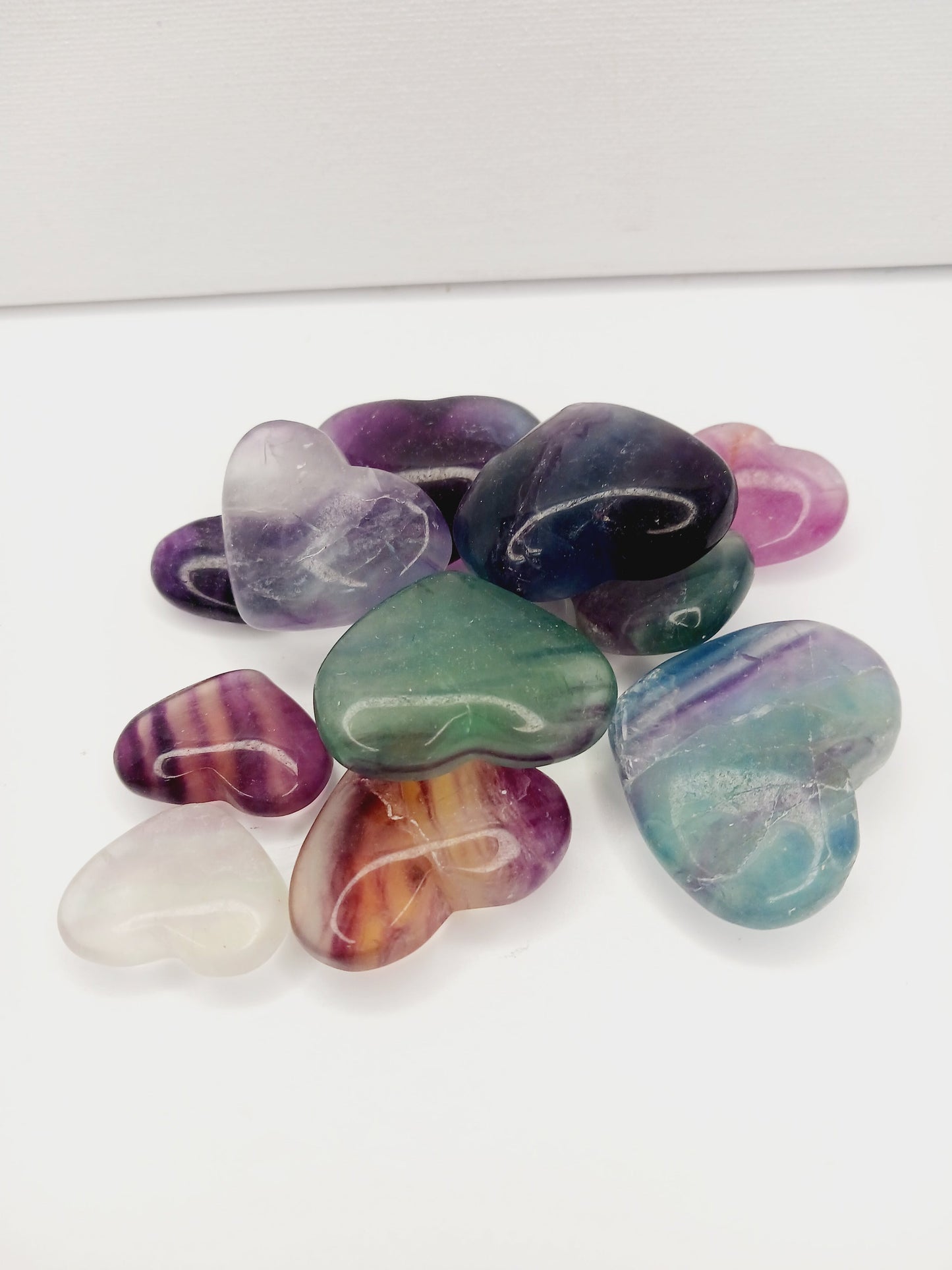 🌈💚 Rainbow Fluorite Heart – Focus Harmony and Intuitive Clarity 💜 - Rainbow Fluorite Hearts 1.25’’- 1.75’’ - Carvings