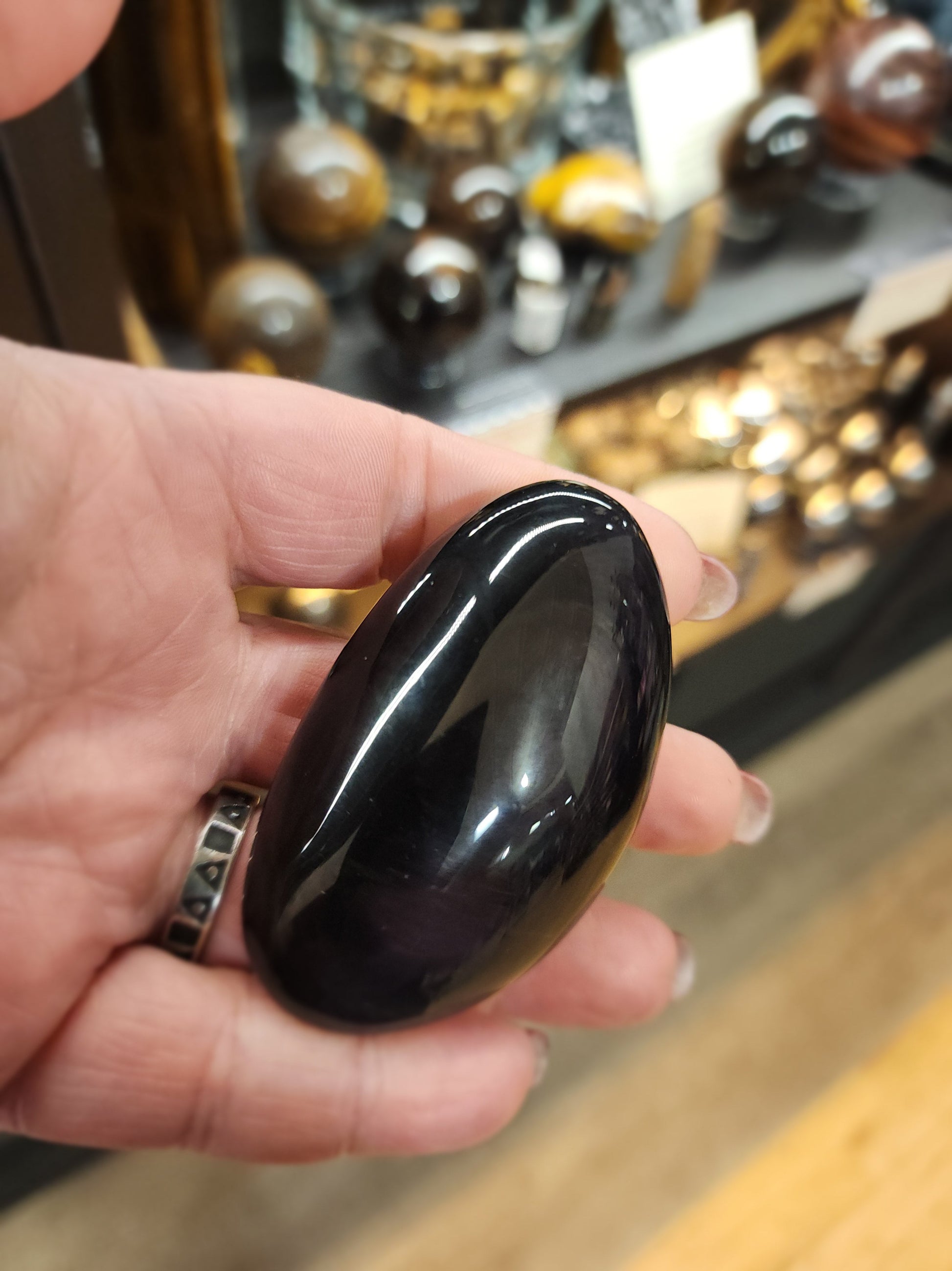 🌈🖤 Rainbow Obsidian Palmstone (2.5’’–2.75’’) – Heart Healing & Protective Energy! ✨ - PALM