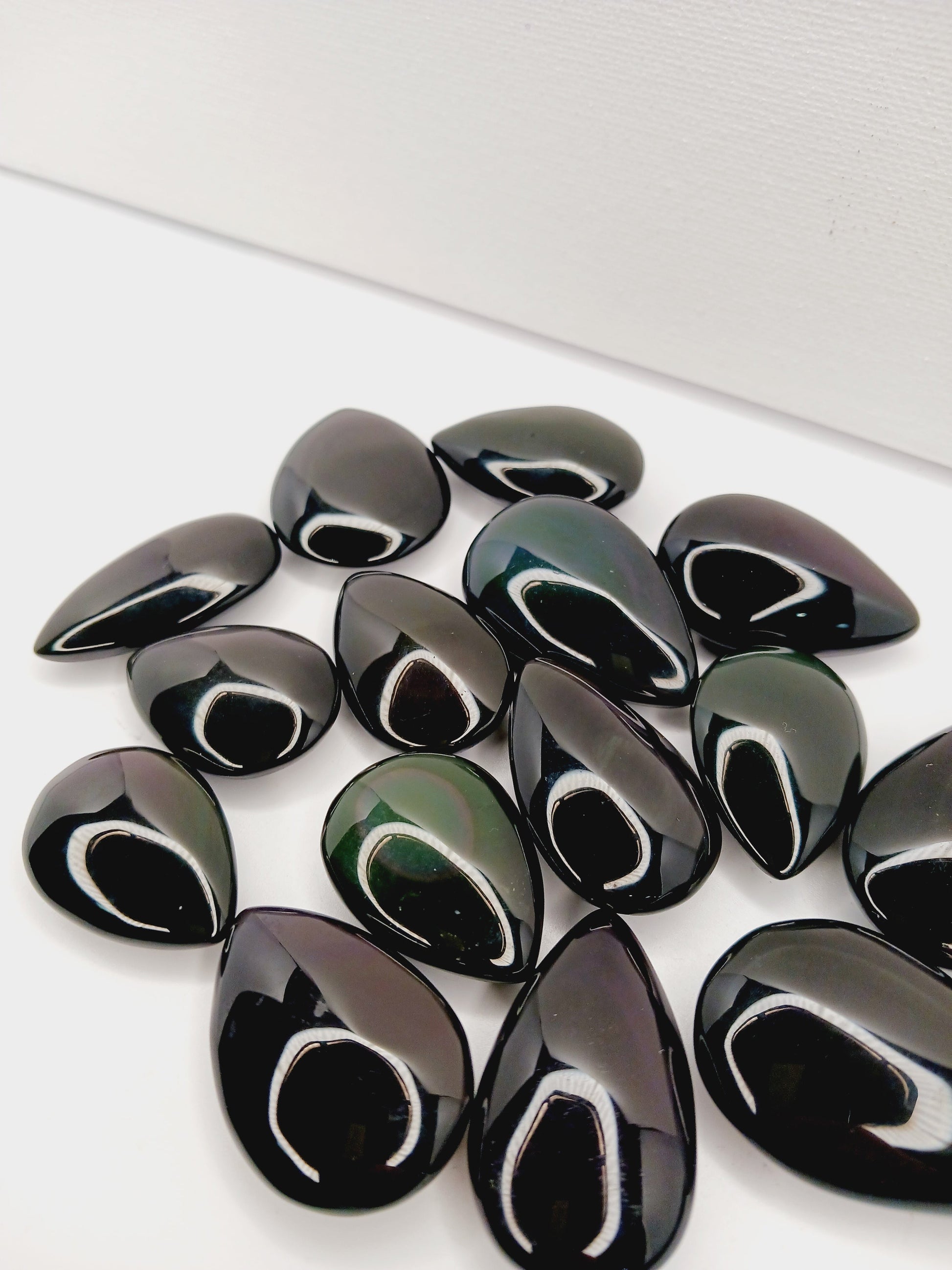 🌈🖤 Rainbow Obsidian Teardrop – Healing Protection and Heart Awakening ✨