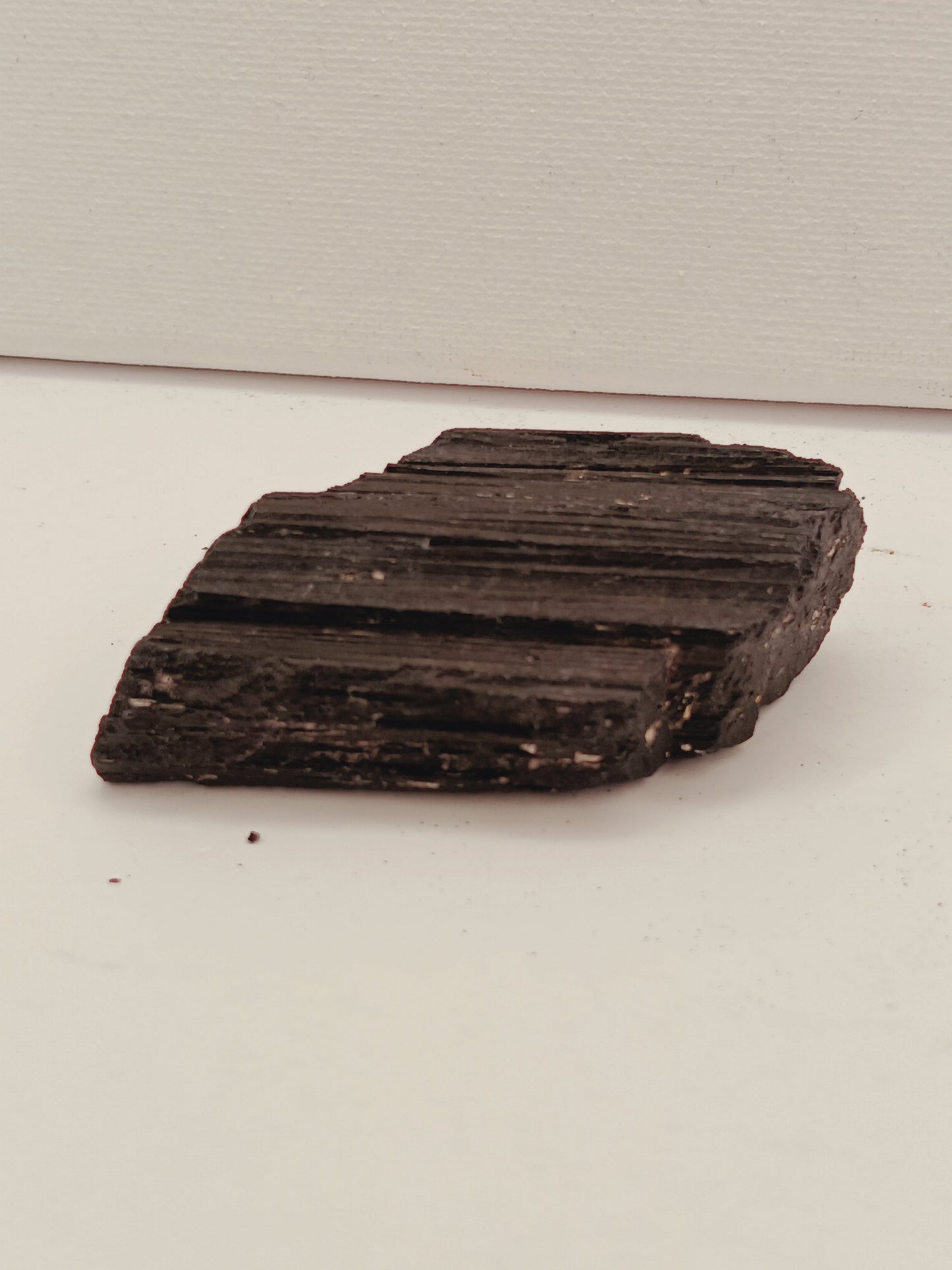 🖤✨ Raw Black Tourmaline Specimens – Protect Ground and Cleanse Your Energy 🌑 - Medium - Red Dot - PALM