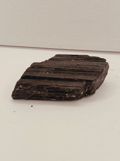 🖤✨ Raw Black Tourmaline Specimens – Protect Ground and Cleanse Your Energy 🌑 - Medium - Red Dot - PALM