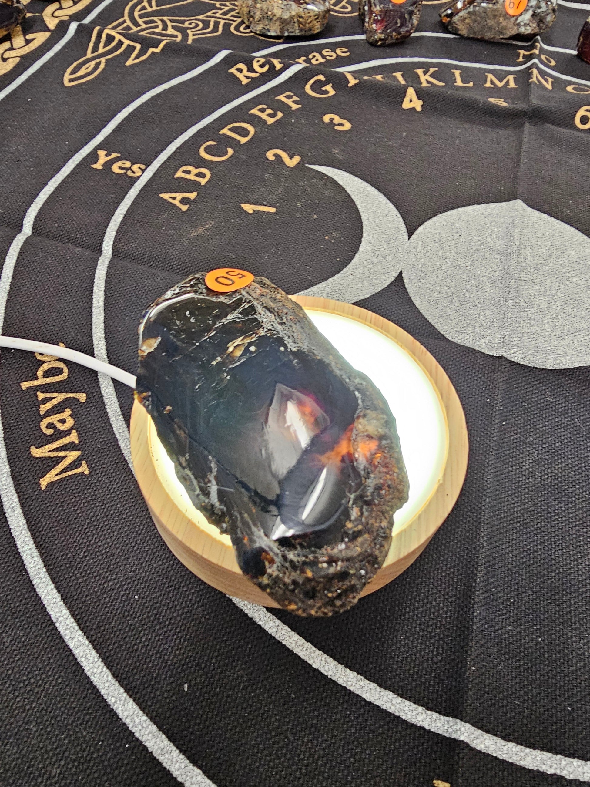 🔥 Red Amber from Sumatra - 1’’ to 1.5’’ Chunks ✨ - Large-50 - Specimens