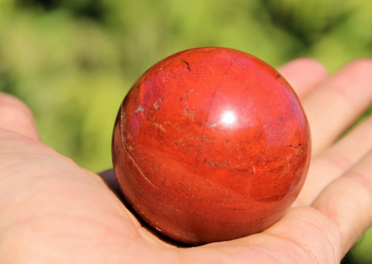 🔴🌱 Red Jasper Spheres (2.25’’ to 1.75’’) – Grounding Vitality and Courage! 🌱🔴 - 2.25’’ - Spheres