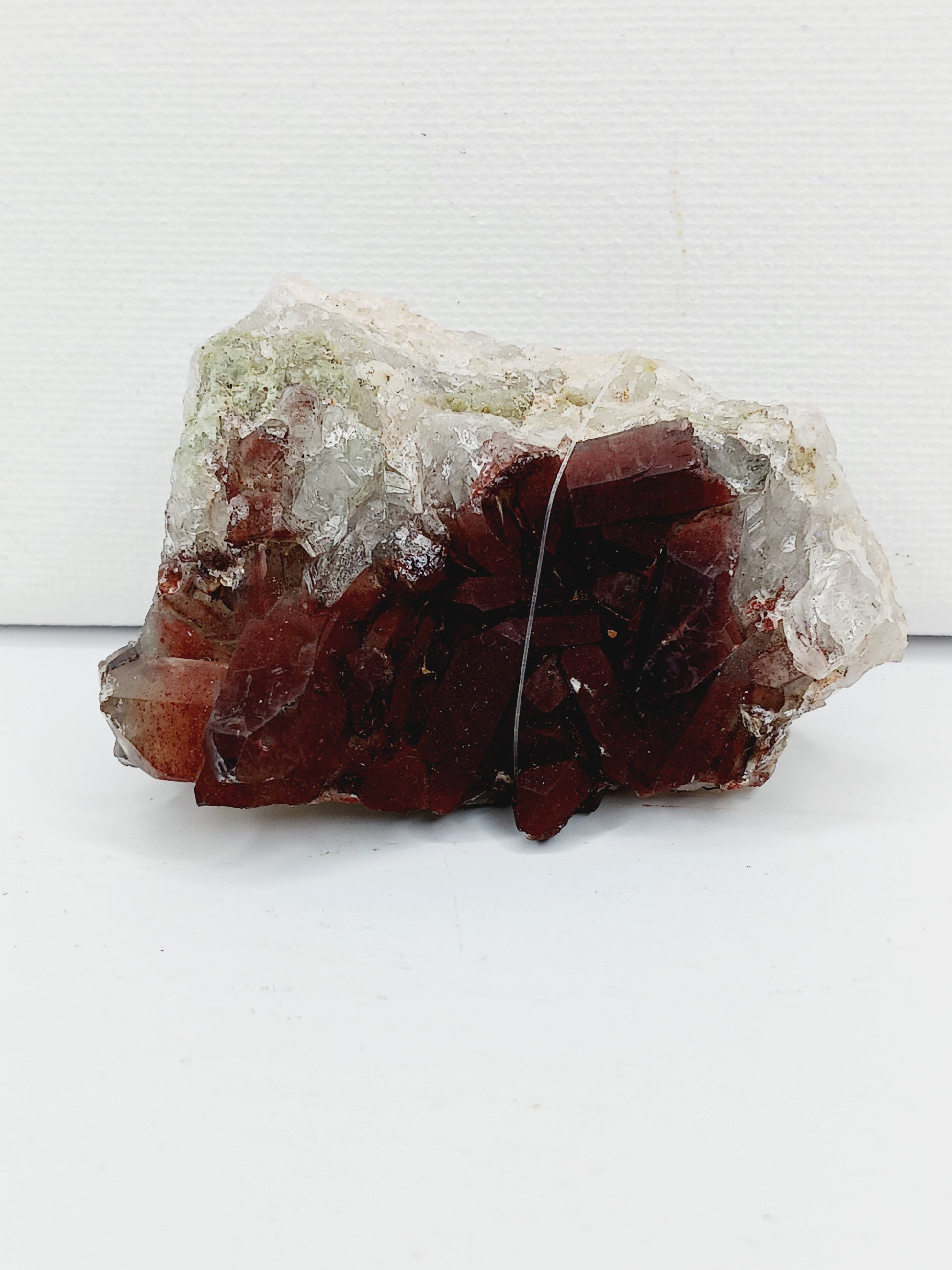 🔴✨ Red Quartz Specimen – Vitality Courage and Manifestation 🌟 - Specimens