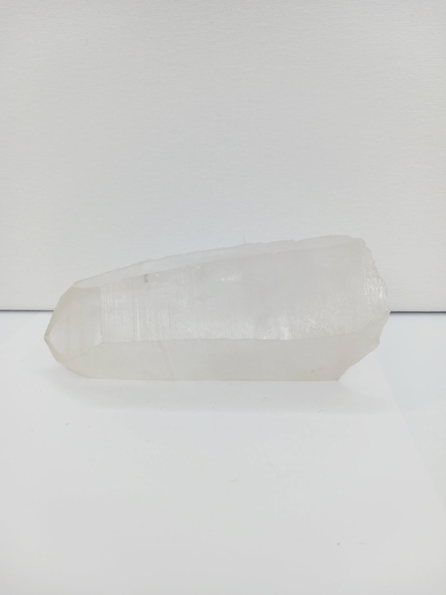 🤍✨ Rough Quartz Points – Amplify Cleanse & Channel Pure Energy! 🌟 - 6 - 6’’ - Towers
