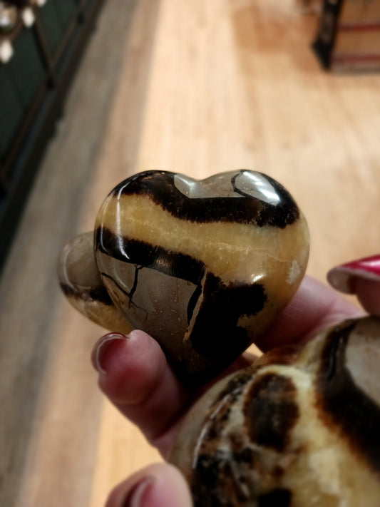 💛🤎 Septarian Hearts (approx. 2’’) – Nurturing Protection and Ancient Wisdom! 🤎💛 - Carvings