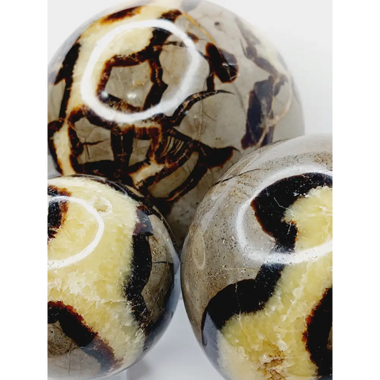 🌕✨ Septarian Spheres – Earth Energy & Ancient Wisdom! 🌍💛 - Spheres