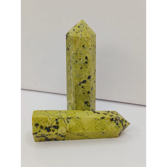 🐍✨ Serpentine Tower Intuitive Pick – Transformation Healing and Earth Energy 🌿 - Towers