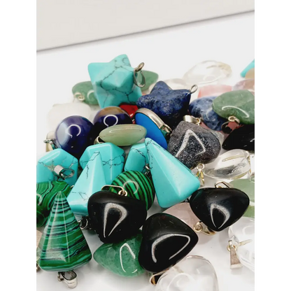 🔹✨ Small Assorted Stone Pendant – Energy Variety and Everyday Magic 🌟 - Jewelry