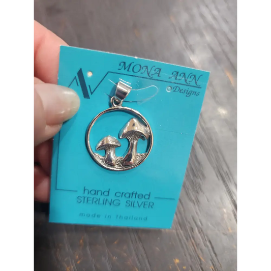 ✨ Sterling Silver Two Mushroom Pendant ✨ - Jewelry