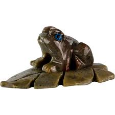 Stone Carved Animal Spirit Guides - Frog On Leaf - Carvings