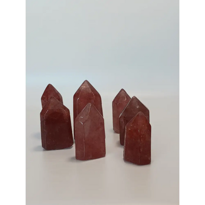 🍓✨ Strawberry Quartz Point 2’’ – Altar and Heart Energy ✨🍓