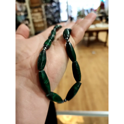 💚✨ Vintage 16’’ Malachite Necklace with Oblong Graduated Beads – Timeless Protection & Heart Healing! 🌿 - Jewelry