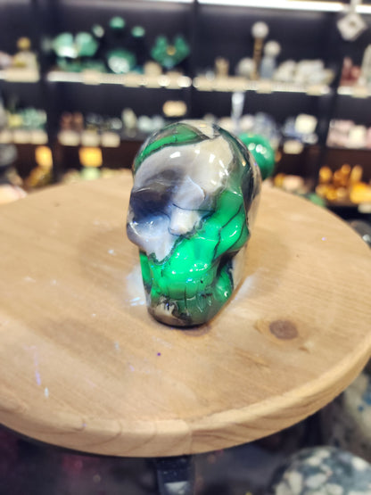Volcano Agate Skull – 3.5’’ (UV Reactive!) 💀🌋 - 3