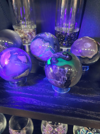 🌋🤍 Volcano Agate Spheres (2.5’’) – Ignite Transformation and Grounding Energy! 🤍🌋 - Spheres