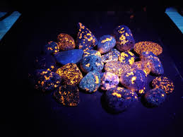 🌌✨ Yooperlite Tumbles – Illuminate Your Path with Fire & Magic! 🔥 - Tumbles